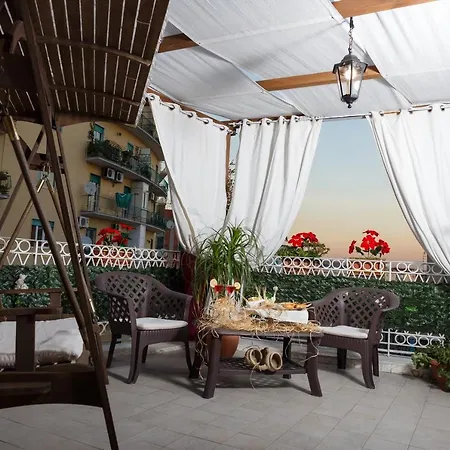 Confalone 2* Nápoly