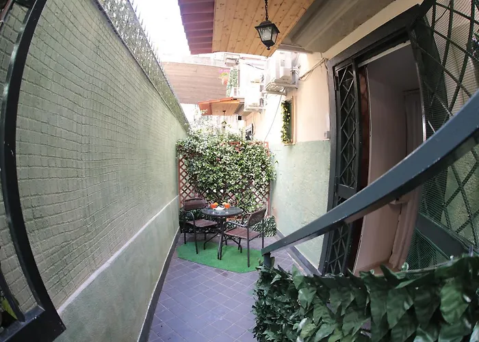 Confalone نابولي