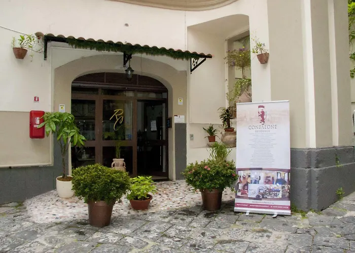 Confalone فندق نابولي