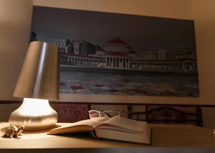 Confalone 2* نابولي