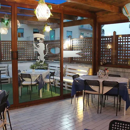 Hotel Confalone 2*