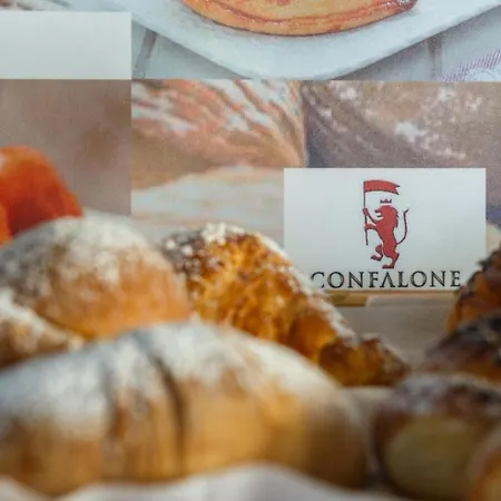 Confalone 2* Naples
